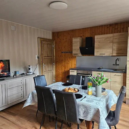 Chaleureux Proche Foret Apartment *